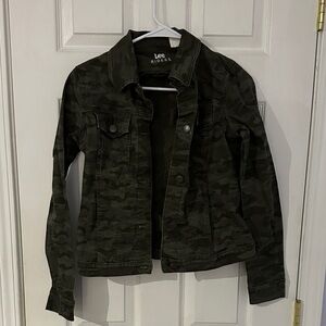 Riders by Lee Women's Dark Green Camouflage Jean Jacket XS